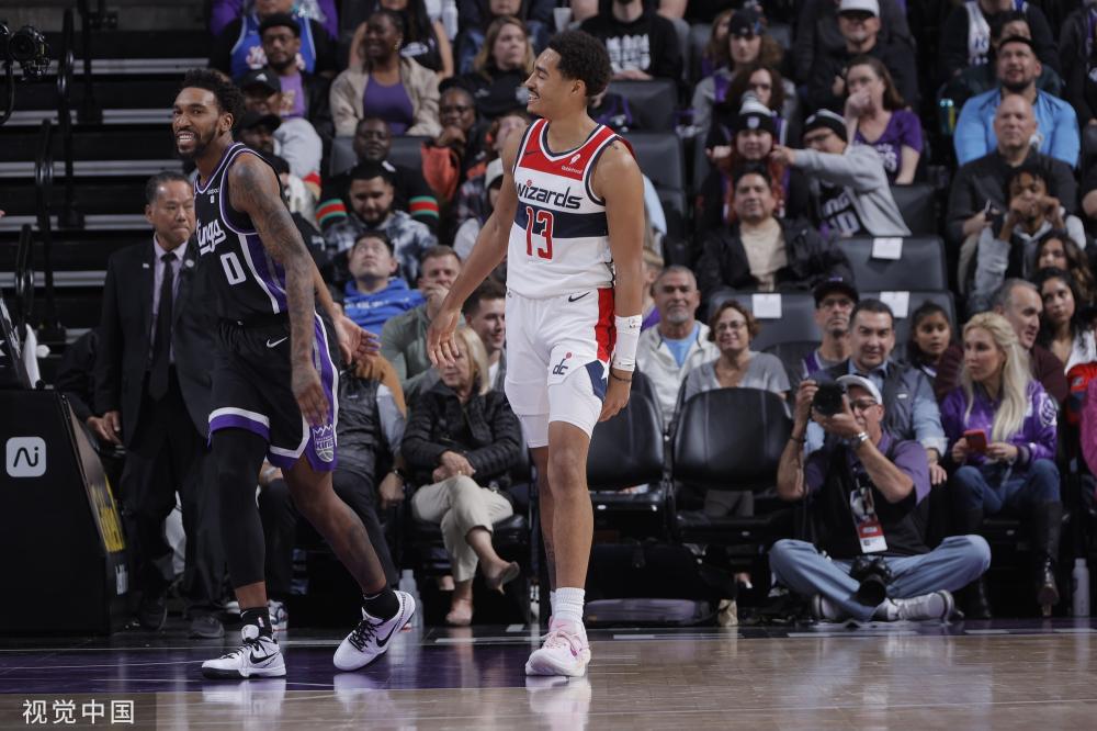 顆新星冉冉 顆新星冉冉